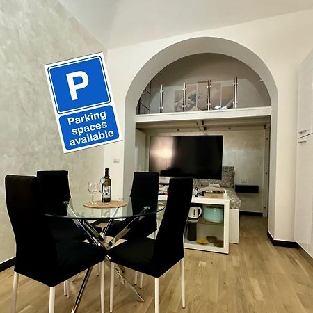 Il Rifugio Dei Santi Centralissimo Parking Free Genoa Bagian luar foto